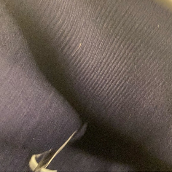 TUMBLR GIRL AMERICAN APPAREL NYC BEANIE WITH PUFFBALL DETAIL - Picture 3 of 5